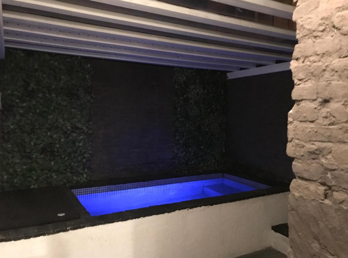 Pequeno Alojamiento Con Mini Piscina - No Climatizada Βαλένθια Εξωτερικό φωτογραφία