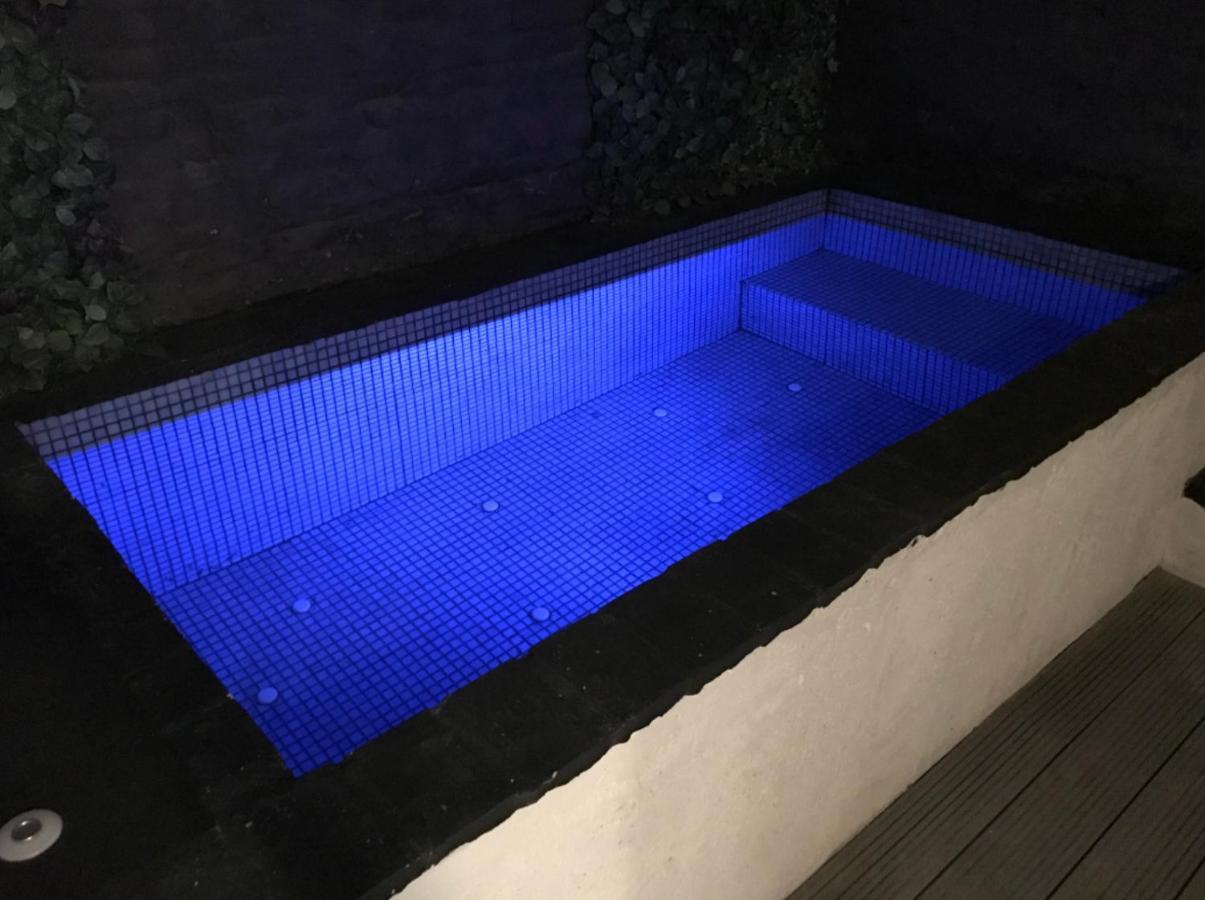 Pequeno Alojamiento Con Mini Piscina - No Climatizada Βαλένθια Εξωτερικό φωτογραφία