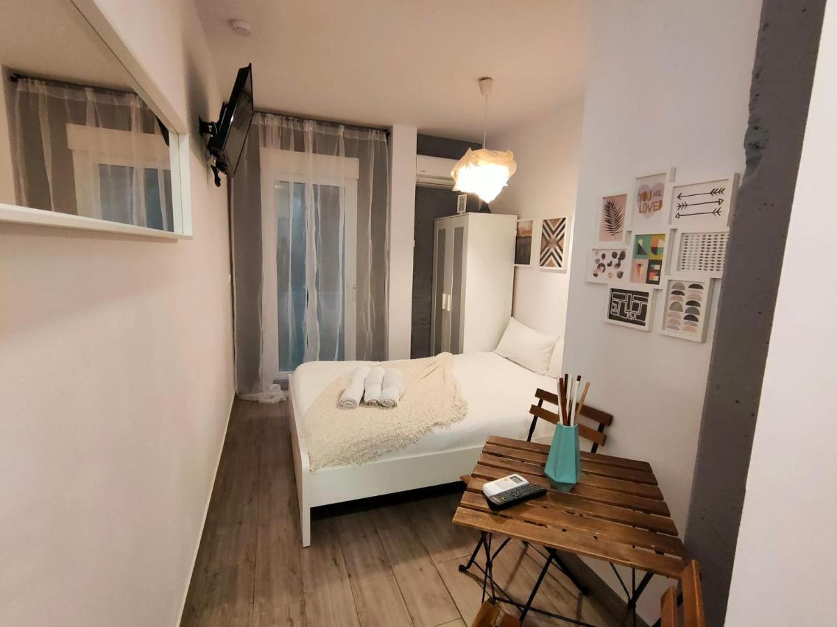 Pequeno Alojamiento Con Mini Piscina - No Climatizada Βαλένθια Εξωτερικό φωτογραφία