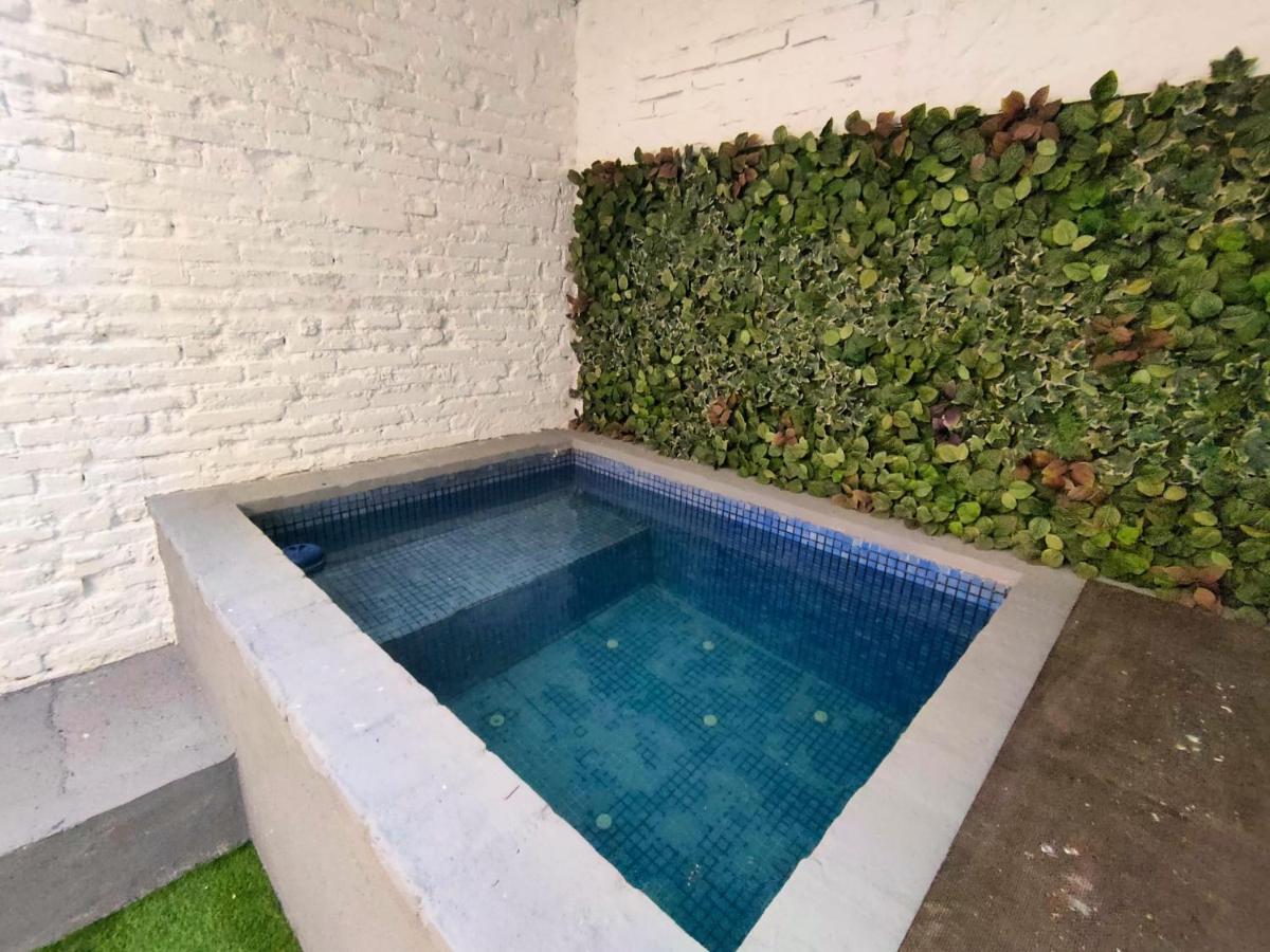 Pequeno Alojamiento Con Mini Piscina - No Climatizada Βαλένθια Εξωτερικό φωτογραφία